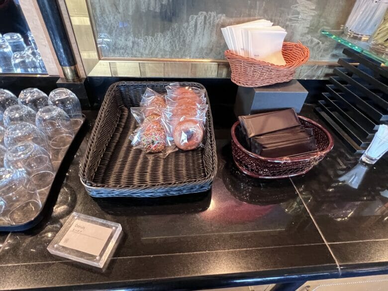 ウェスティン東京 ラウンジ ティータイム ブログ プラチナ 朝食 予約 メニュー