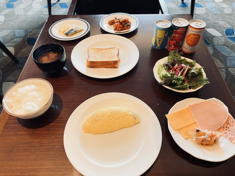 横浜ベイシェラトンホテル＆タワーズ　クラブラウンジ　朝食　ブログ　プラチナ　時間