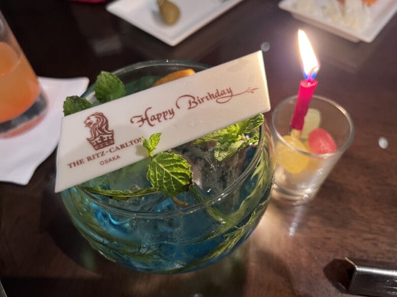 リッツカールトン大阪 サプライズ ケーキ 誕生日 画像