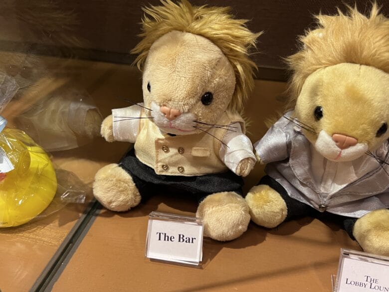 リッツカールトン大阪のぬいぐるみのライオンドール