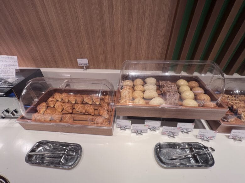 シェラトングランデトーキョーベイ ビュッフェ 朝食 料金 時間
