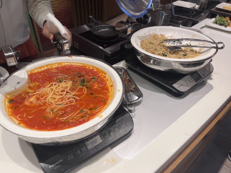 シェラトングランデトーキョーベイ ビュッフェ 朝食 料金 時間