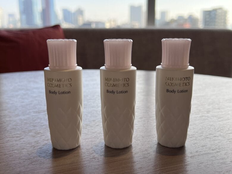 シェラトン都ホテル東京 アメニティー シャンプー 化粧品