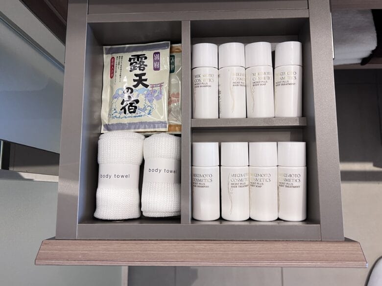 シェラトン都ホテル東京 アメニティー シャンプー 化粧品